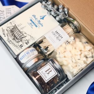 Hello, New Year Gift Box